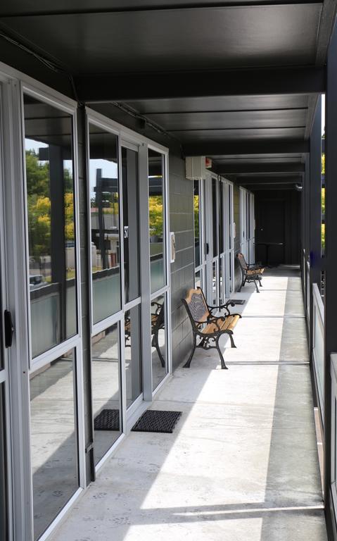 Alpha Motor Inn Palmerston North Kültér fotó