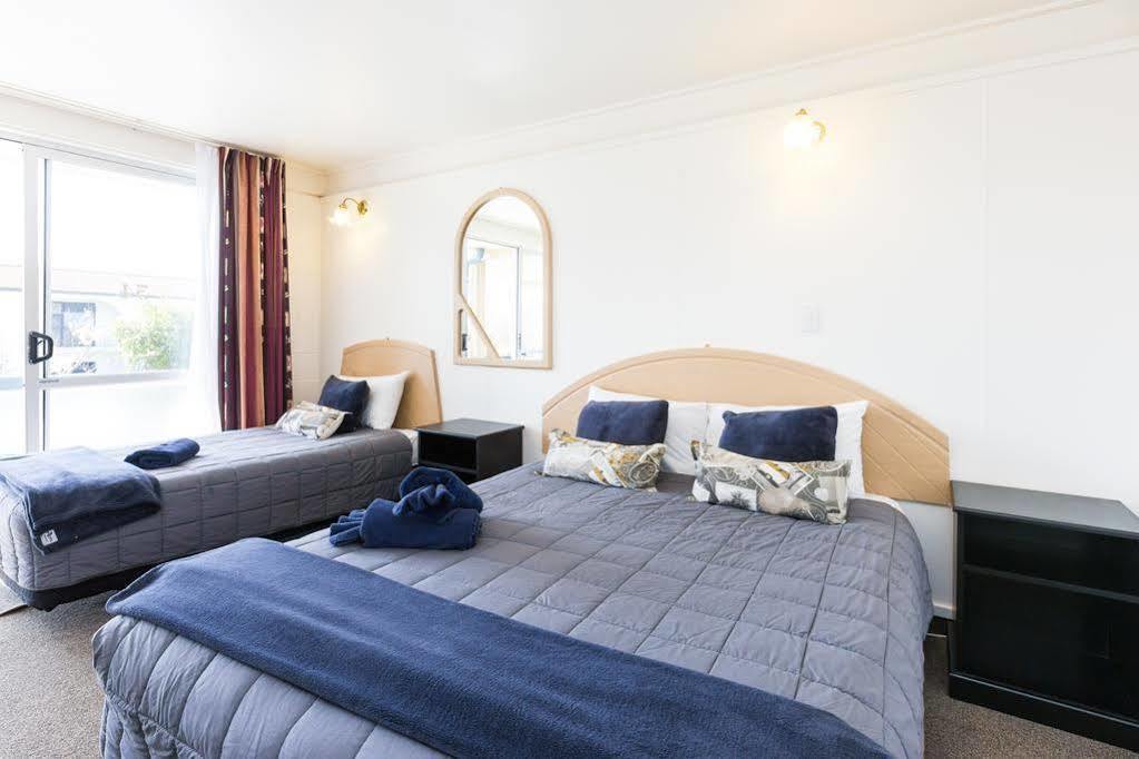 Alpha Motor Inn Palmerston North Kültér fotó